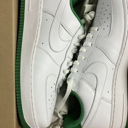 Men’s Nike Air Force Ones 