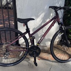 Pair of Near-New Hybrid Bikes - REI Co-op CTY 2.1 & Cannondale Quick 5