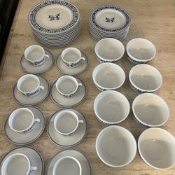 Walt Disney - Disneyland Paris Exclusive Mickey & Minnie Made In Italy 