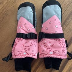 Kids Mittens - Brand New ! 