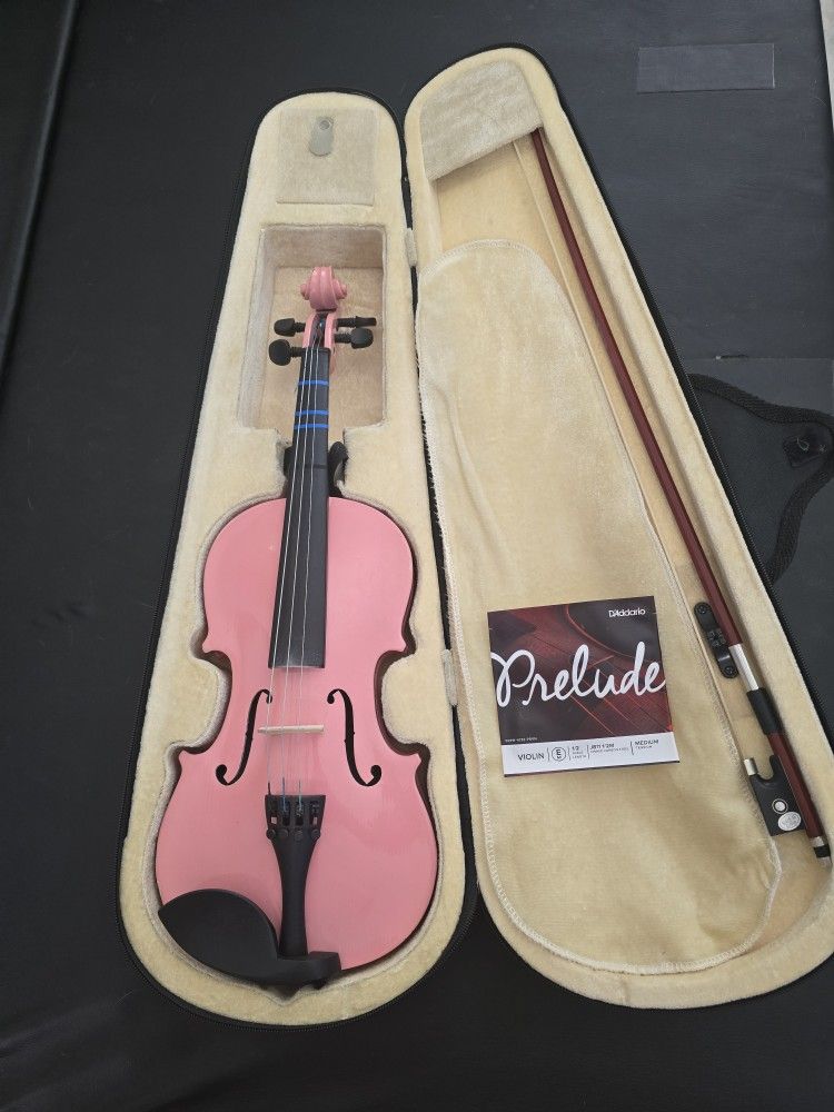 1/2 pink beginners violin
