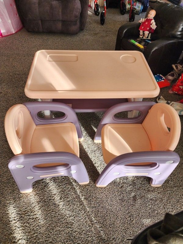 Kids Plastic Table And Chairs