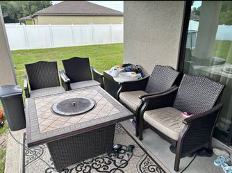 Outdoor patio set