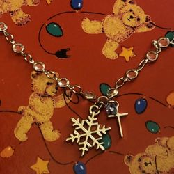 SILVER  CHARM NECKLACE 