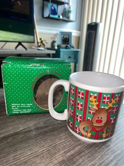 Vintage 1991 Musical Rudolph the Red-Nosed Reindeer Christmas Mug w/ Box