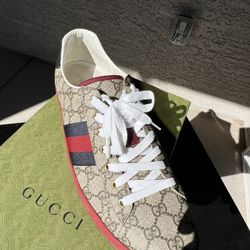 Gucci Shoes