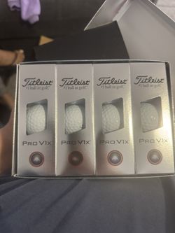 Titleist Pro V1x Enhanced Alignment AlignXL Golf Balls - 2025 Model