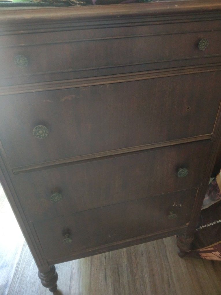 Victorian Antique Dresser