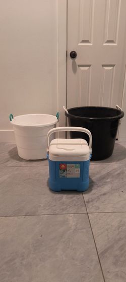 Igloo 12 Quart Cooler & 2 Heavy Duty Storage Tube (8 gal & 18 gal) - take all for $10