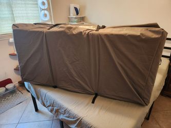 Tri-Fold Memory Foam Bed