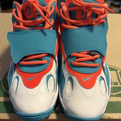 Nike Air Max Speed Turf “Miami Dolphins”