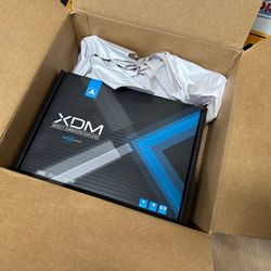 JL Audio XDM600/1  (600 Watt Amp)
