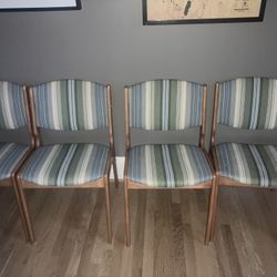 Mid century modern Chairs (4) 
