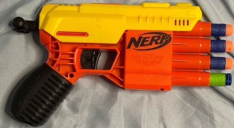Nerf Alpha Strike Fang QS-4 Blaster