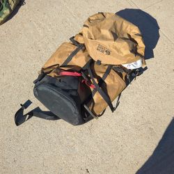 Backpack Mountain Hardware 