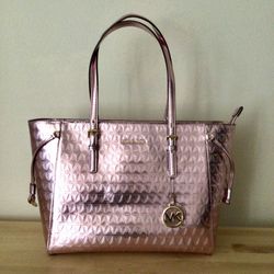NEW MICHAEL KORS VOYAGER METALLIC SOFT PINK TOTE BAG