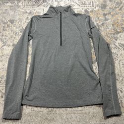 Nike Dri Fit Women's Size M Gray Long Sleeve 1/4 Zip Pullover 803145-063  