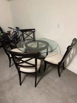 Table and chair set