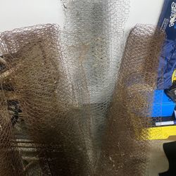 Several short rolls of Chicken Wire