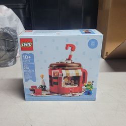 LEGO Hot Chocolate Stand 40776