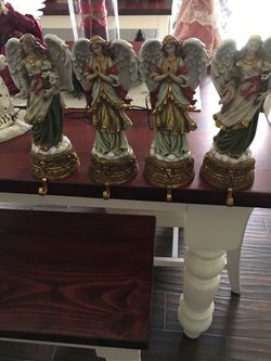 4 angel stocking holders