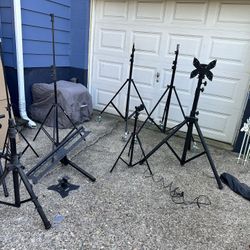 (4) Tripods