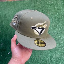Exclusive SOLD OUT Toronto Blue Jays  59fifty New Era Olive Green Hat with Pink UV  •SOLD OUT EXCLUSIVE LIMITED RELEASE  •Size 7 1/8 •Brand new •Olive