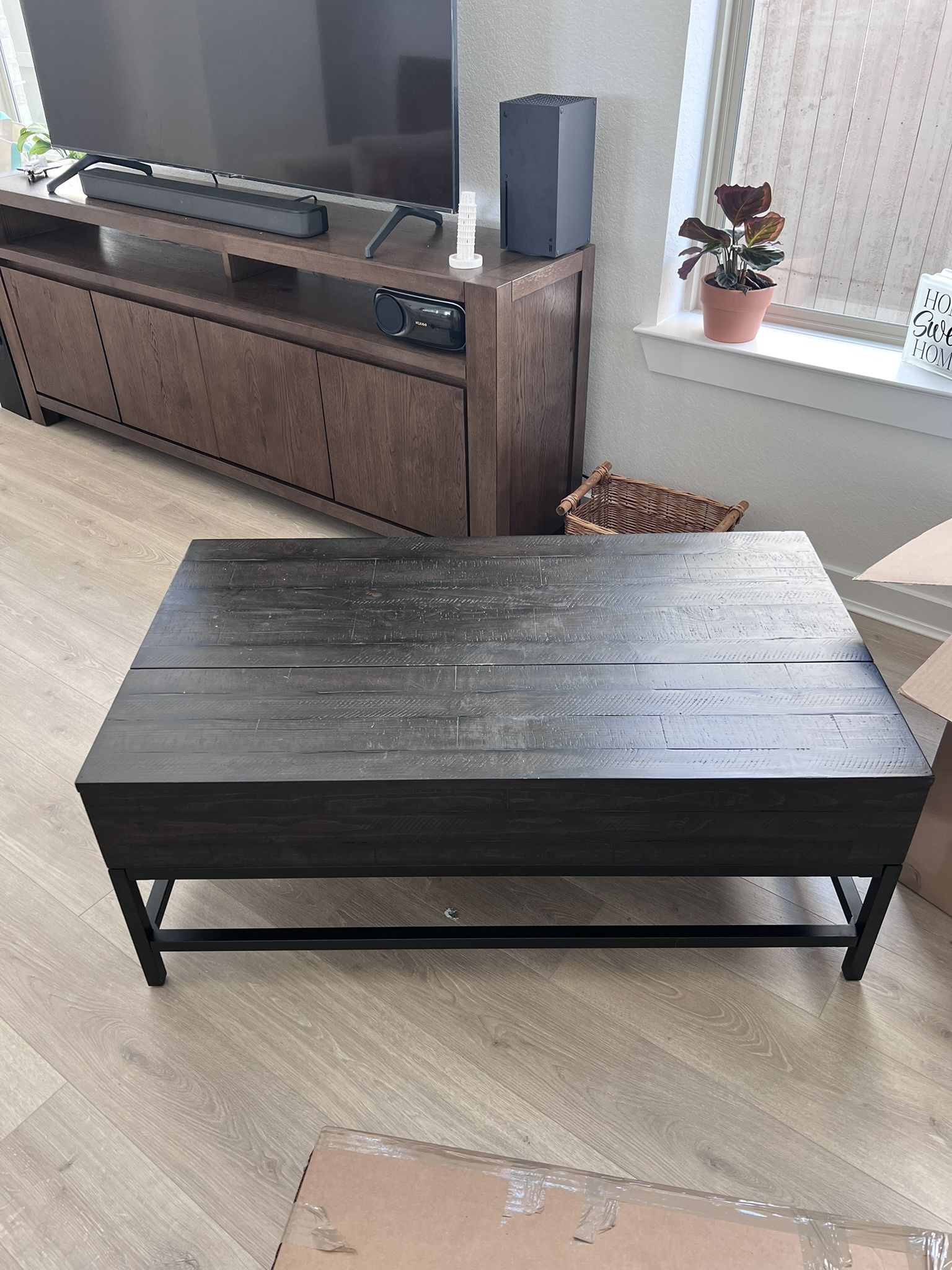Coffee Table With Storage