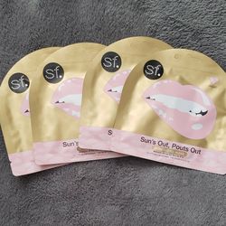 Sun’s Out, Pout Out Gold Foil Lip Masks

