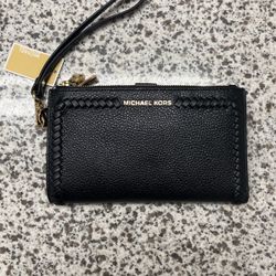 Michael Kors Wristlet (Brand New) 