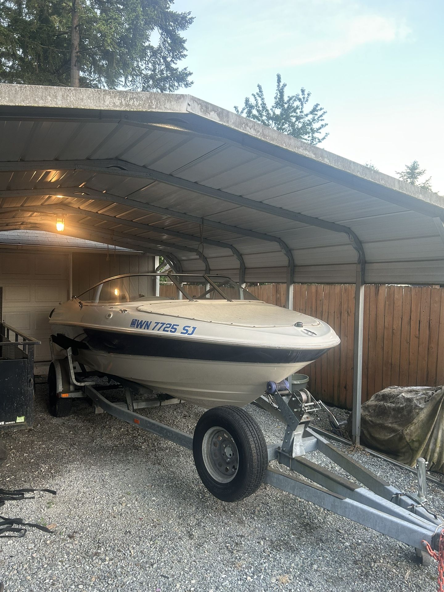 2002 Bayliner Capre