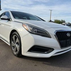 2016 Hyundai Sonata Hybrid Limited 