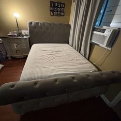 Queen Bed Frame 
