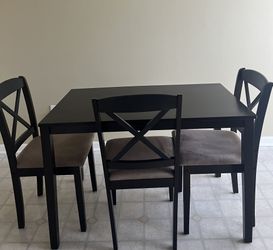 Dining Table With 4 Chairs