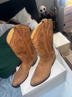 Leather boots