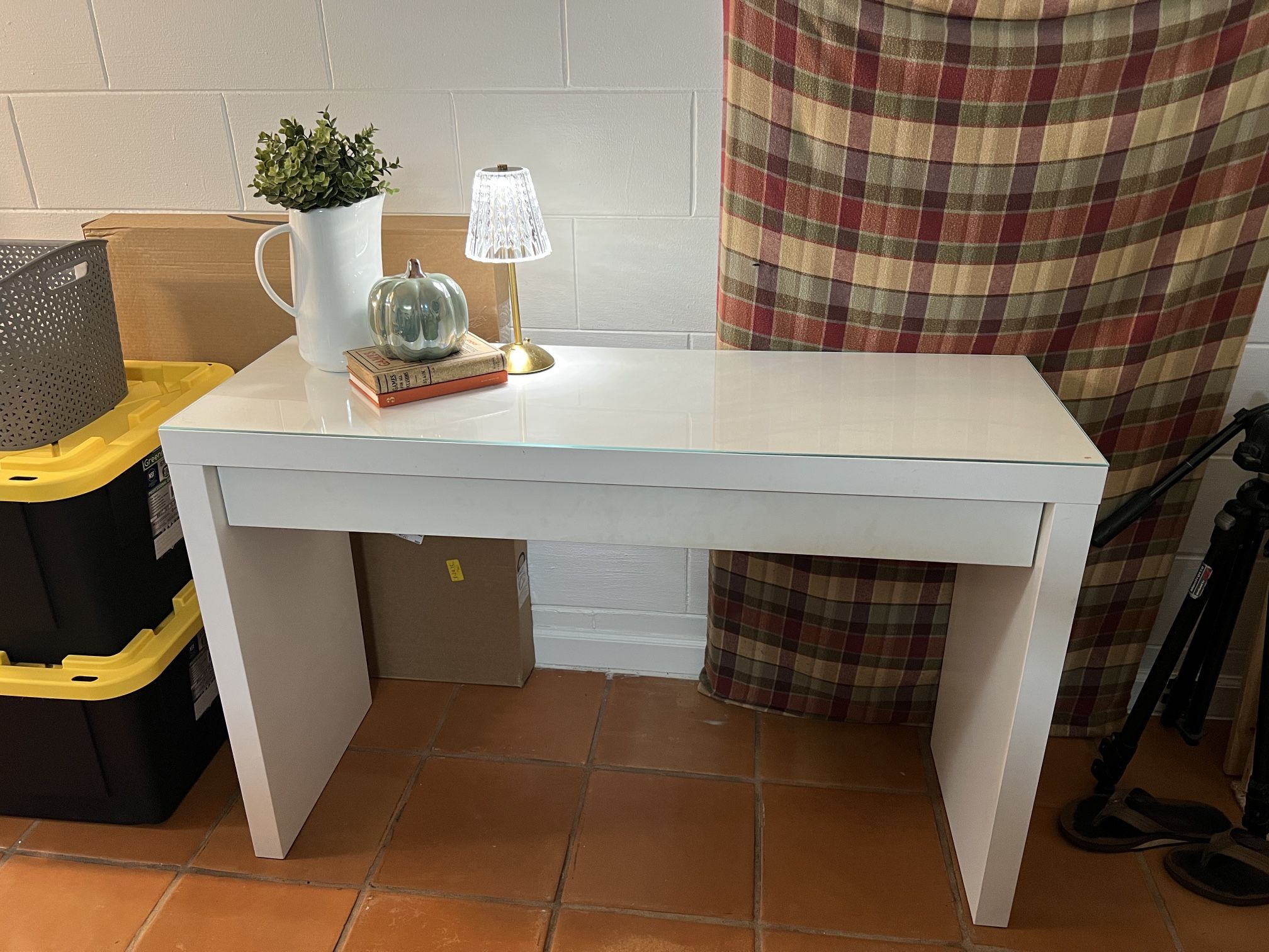 IKEA Malm Dressing Table