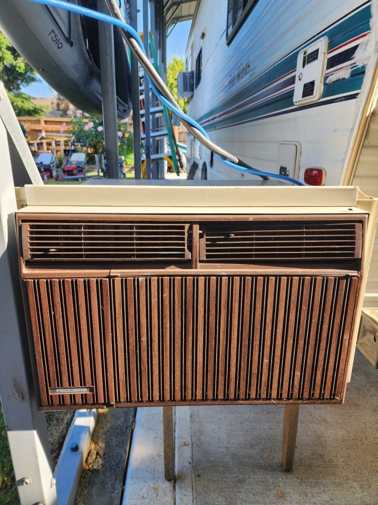 Window Air Conditioner