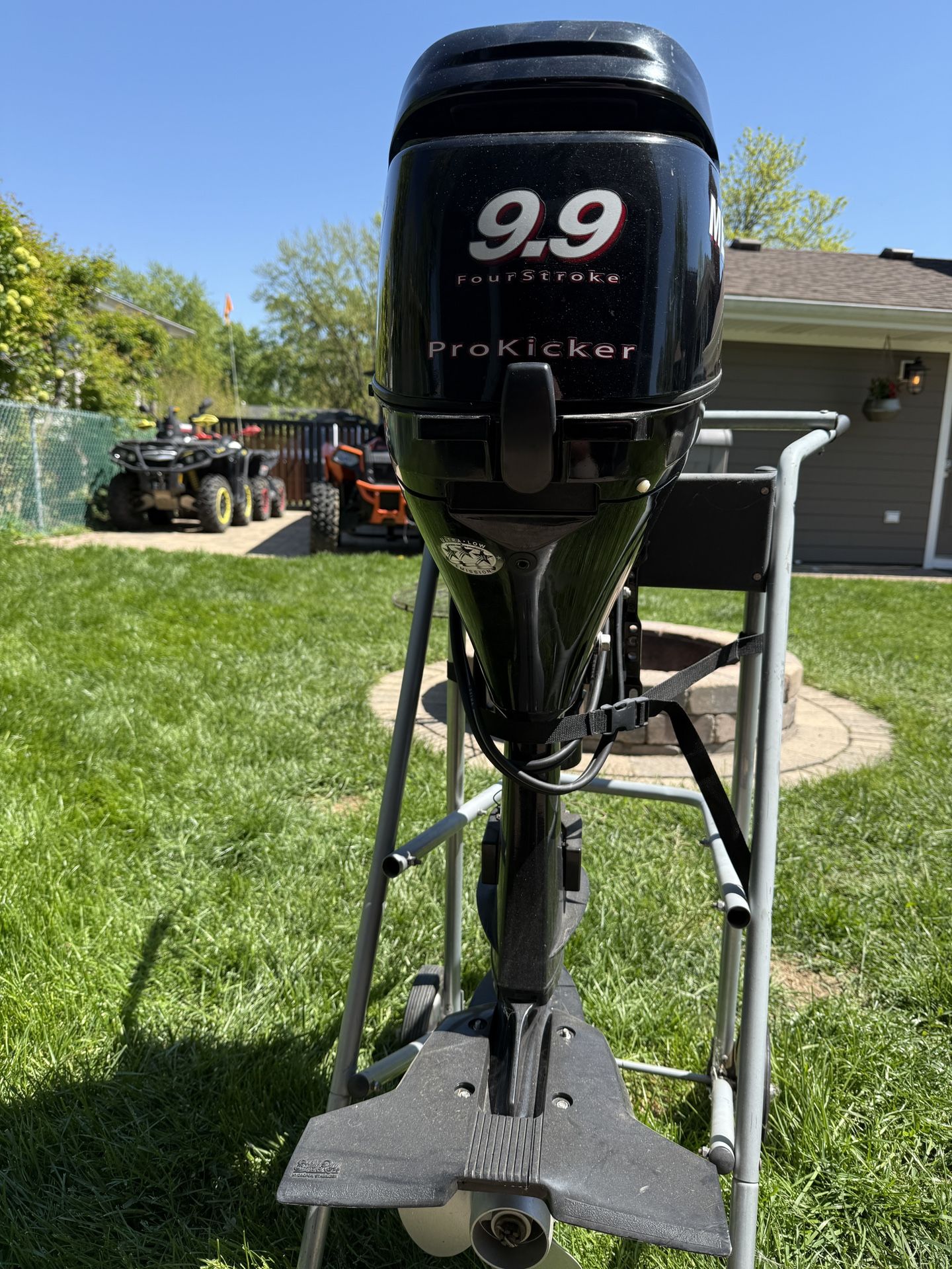 2007 Mercury 9.9hp 4-Stroke Long Shaft Tiller (low hours).