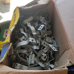 Emt SIDE MOUNT CLAMP