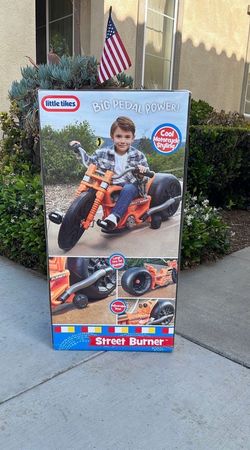 Brand New Little Tikes Street Burner Bike Kids Pedal Bicycle