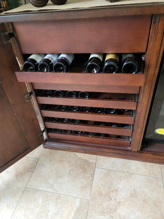 Howard Miller Wine and Spirit Cabinet/Wine Fridge