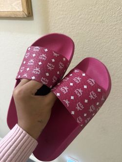 MCM SLIDES AUTHENTIC