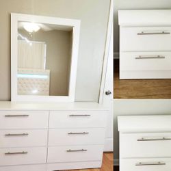 Dresser Whit Mirror And 2 Nightstands - Cómoda Con Espejo Y 2 Mesitas De Noche 