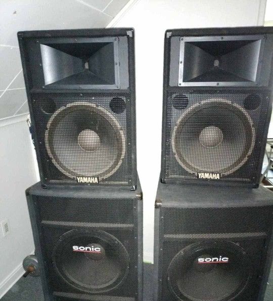 Club Speakers