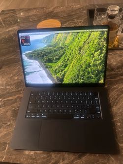 MACBOOK AIR 2025 15” M4
