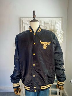 Chicago Bulls 75th Anniversary Limited Edition Rakuten Starter Jacket XL