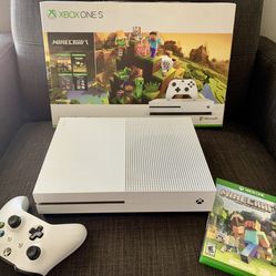Xbox One S 1TB with Controller and Minecraft