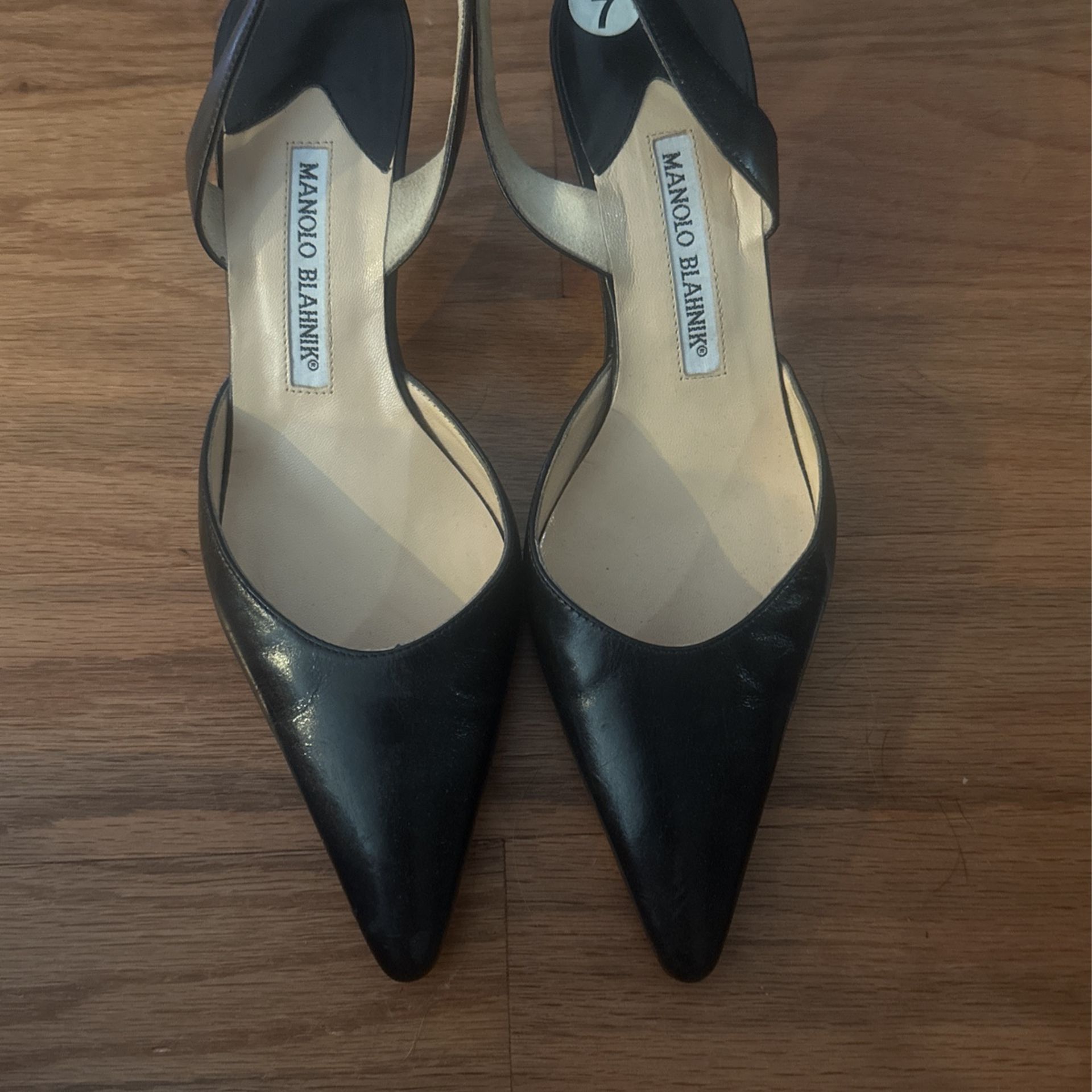 MANOLO BLAHNIK SLING BACK HEELS