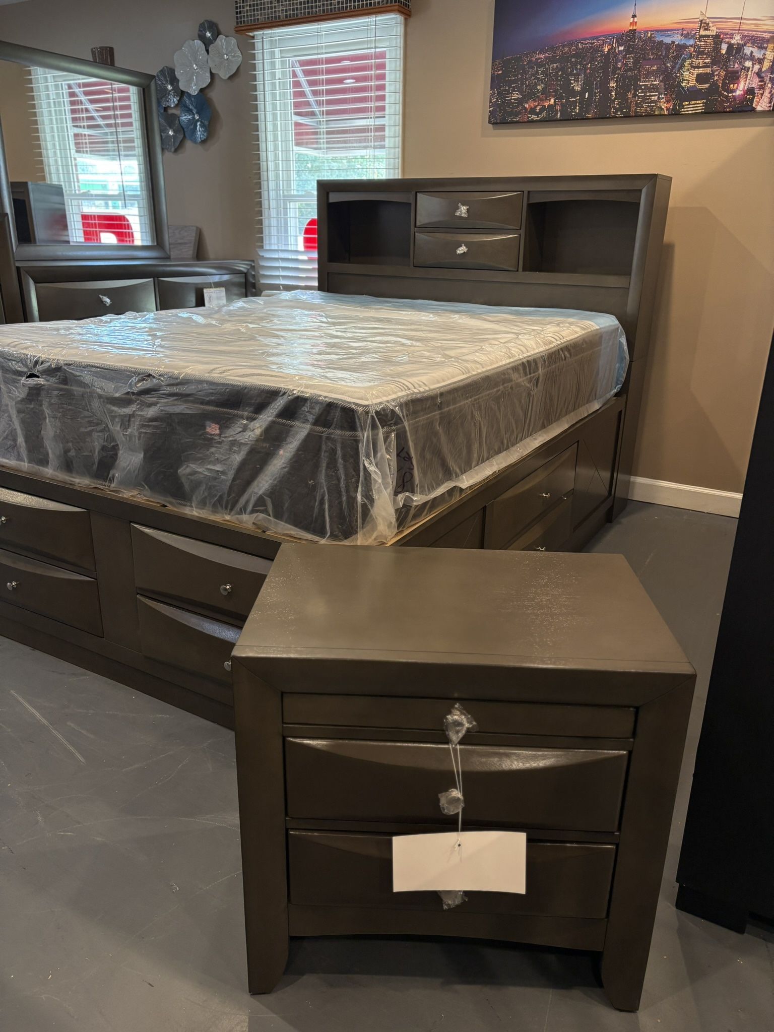 New 5pc Queen Bedroom Set