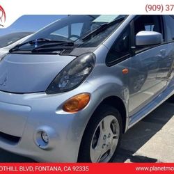 2017 Mitsubishi i-MiEV ES Hatchback 4DR